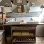 Jojo House N 12 *