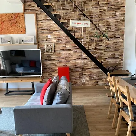 Jojo House N 12 *